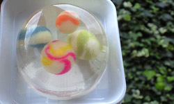 photo_mintdesignsの「びーどろ玉」1個420円