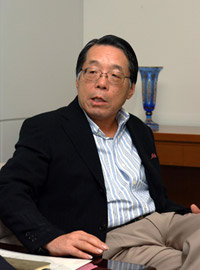 写真_貝原良治JFW—JC運営委員会委員長