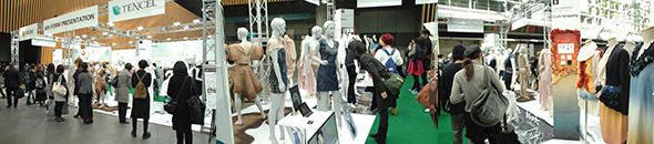 photo_第6回「FORM  PRESENTATION」 8グループが展示発表